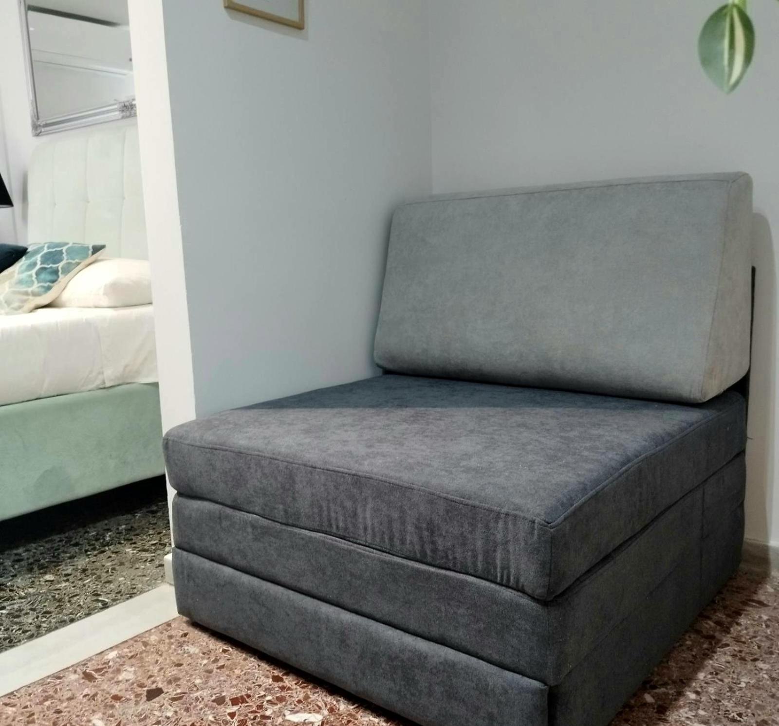 Chic Apt Near Acropolis - Avdi Square アテネ エクステリア 写真